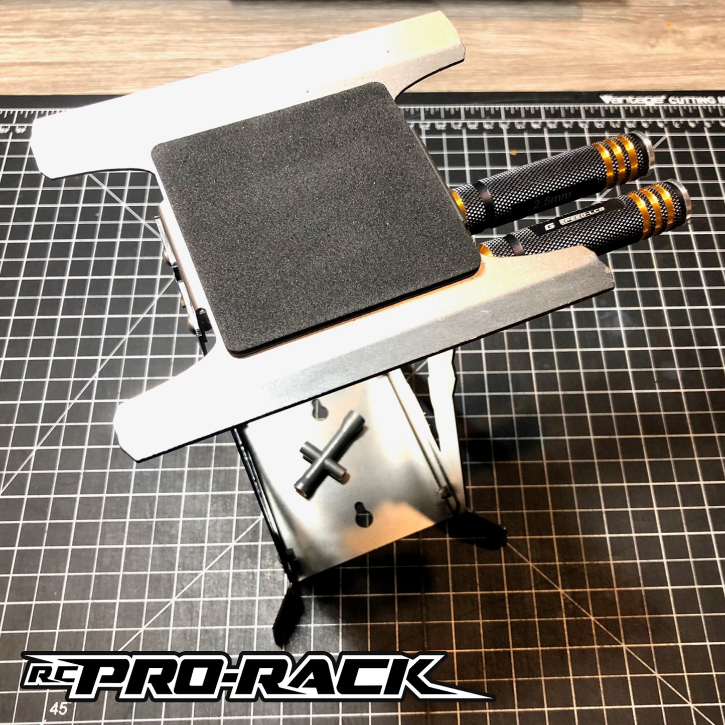 RC PRO RACK ELITE 1/10 STORAGE / DISPLAY RACK / WORK STAND
